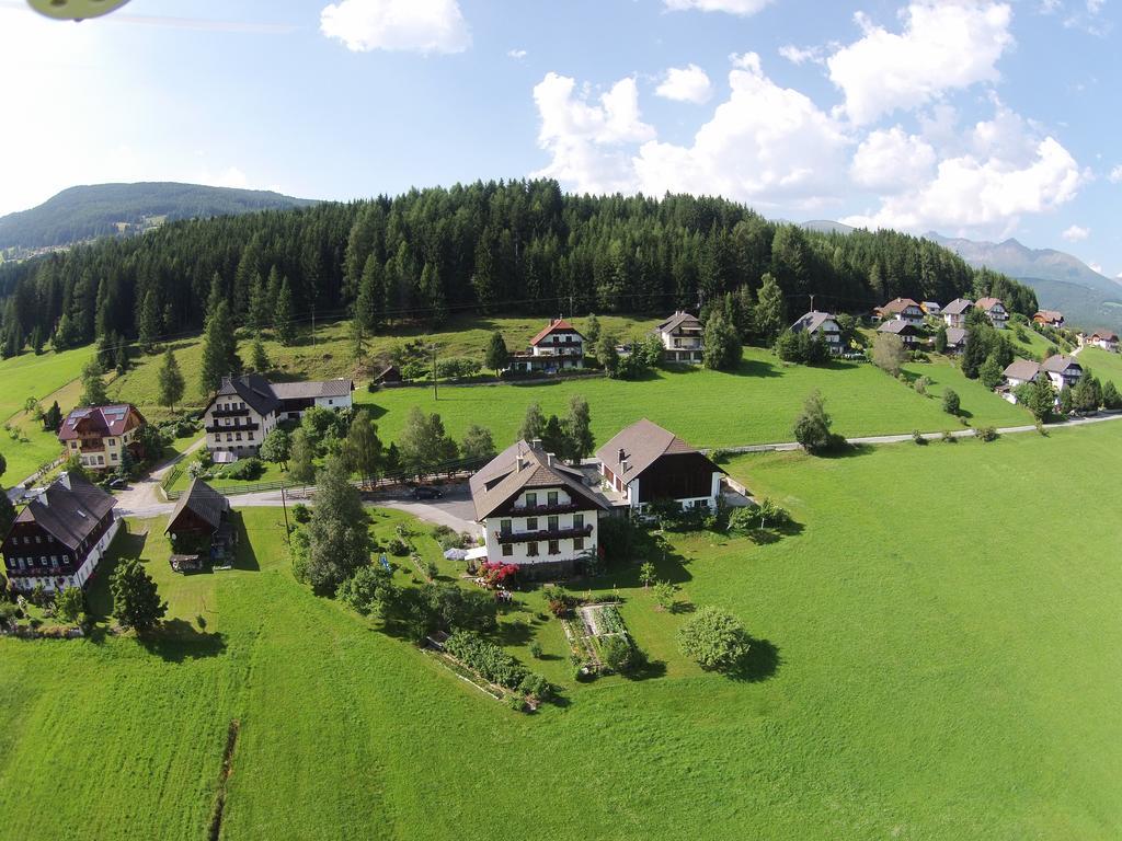 Апартаменты Haus Pfarrkirchner Маутерндорф Экстерьер фото