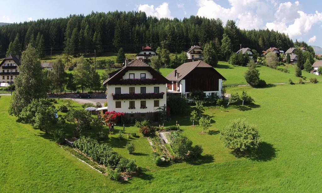 Апартаменты Haus Pfarrkirchner Маутерндорф Экстерьер фото