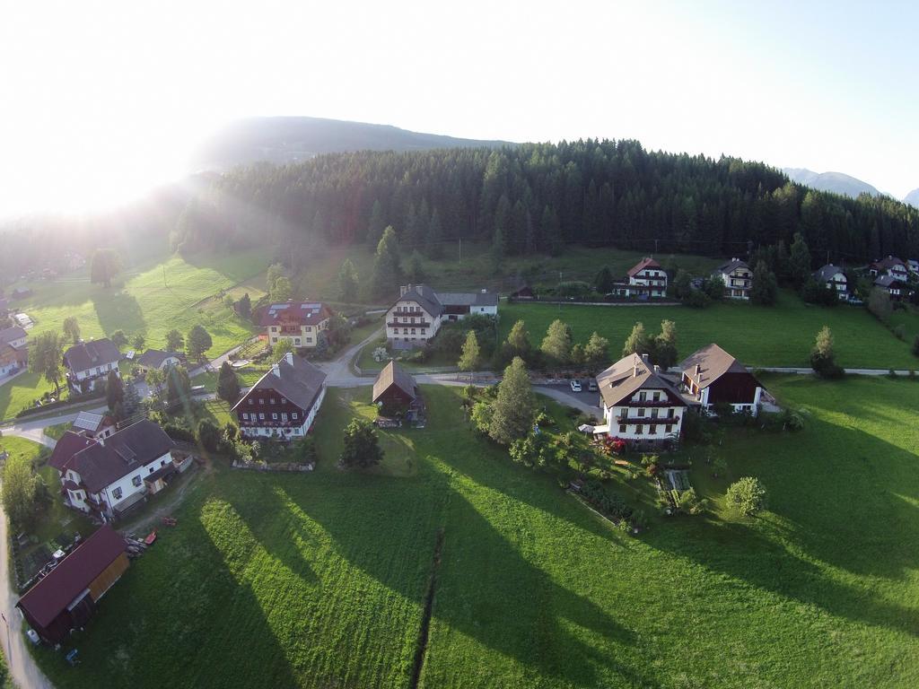 Апартаменты Haus Pfarrkirchner Маутерндорф Экстерьер фото
